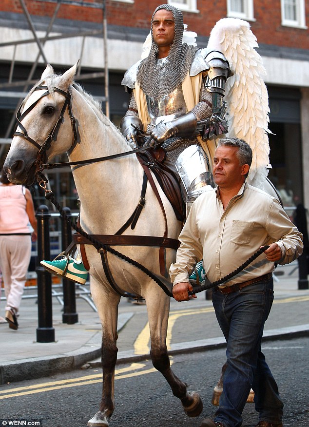 Robbie Williams Knight Edition